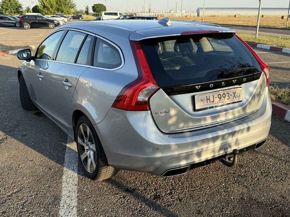 Volvo v60 D 6 plug-in hibrid