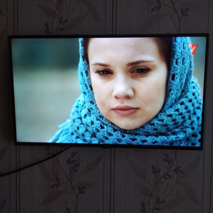 ЖК телевизор LG 42LB561V