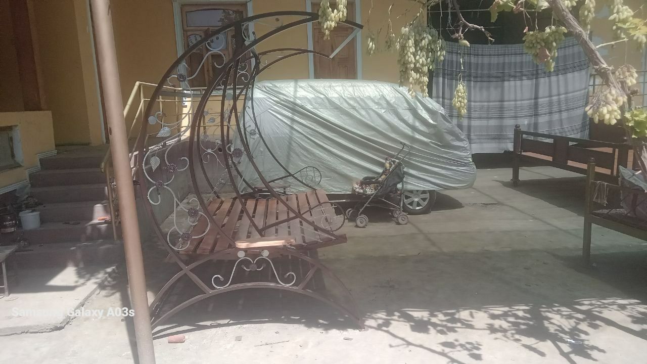 Качели янги ясалди