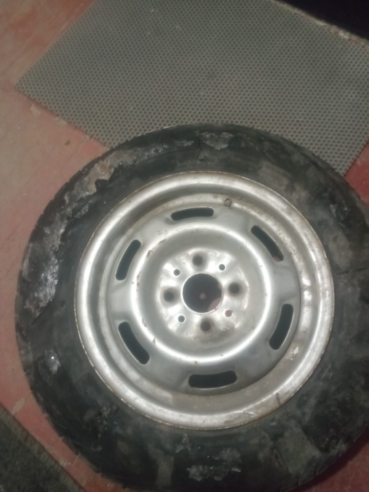 Продам диск 13 диаметр