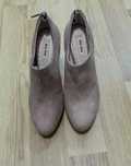 MIU MIU Superbe Botine Ghete Stiletto Piele Suede Bej Original