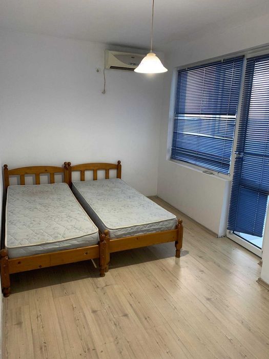 Дава се под наем Тристаен апартамент в Бургас, Възраждане - 105 кв.м за 114.75 € - Снимка #11