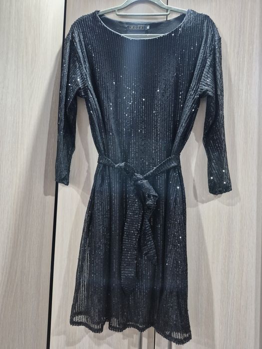 Продам женское платье