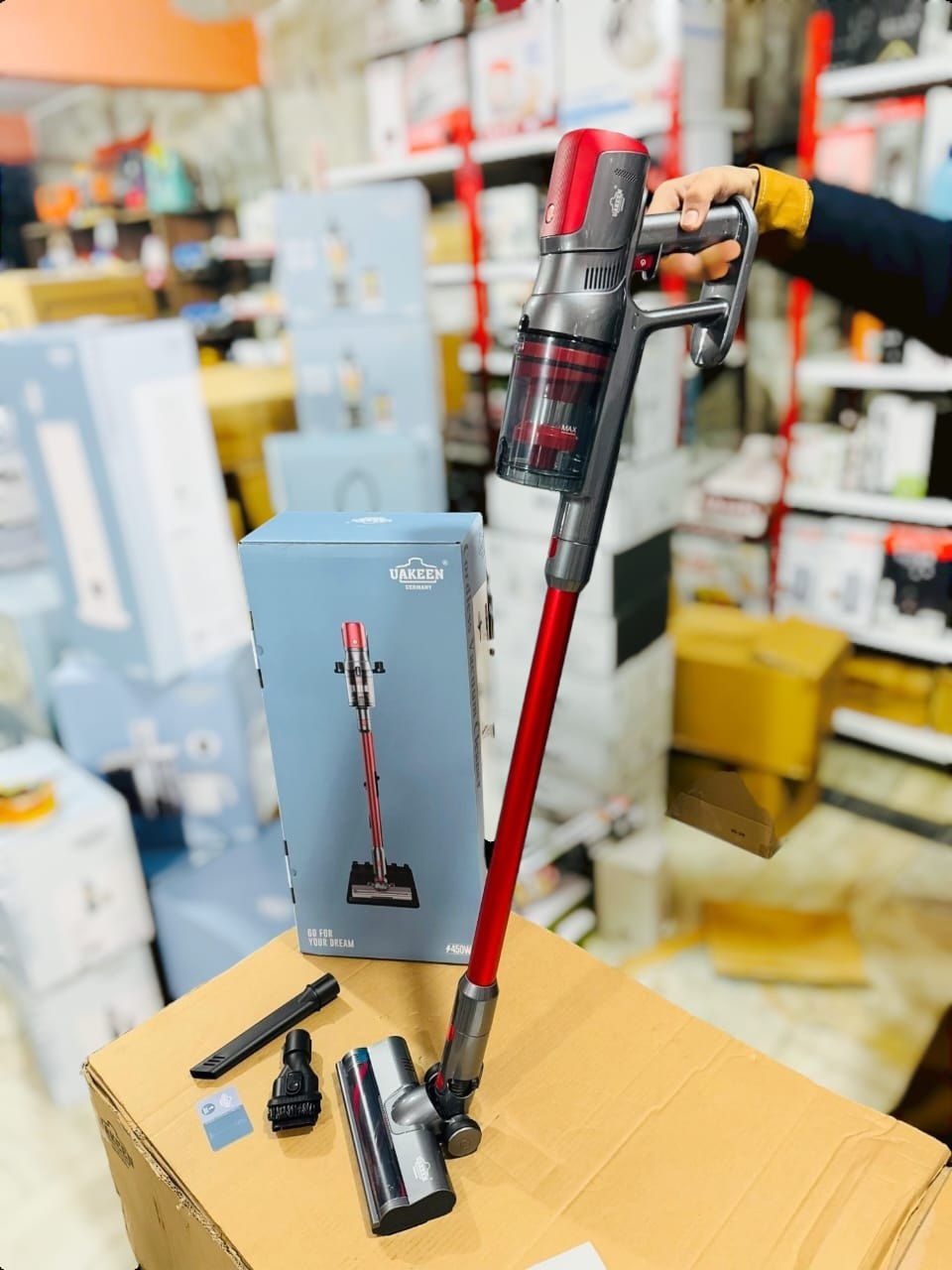 Беспроводной Пылесос Пилесос UakeenGERMANY Dyson V8 Dreame Bissell