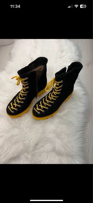 Ghete dama piele intoarsa