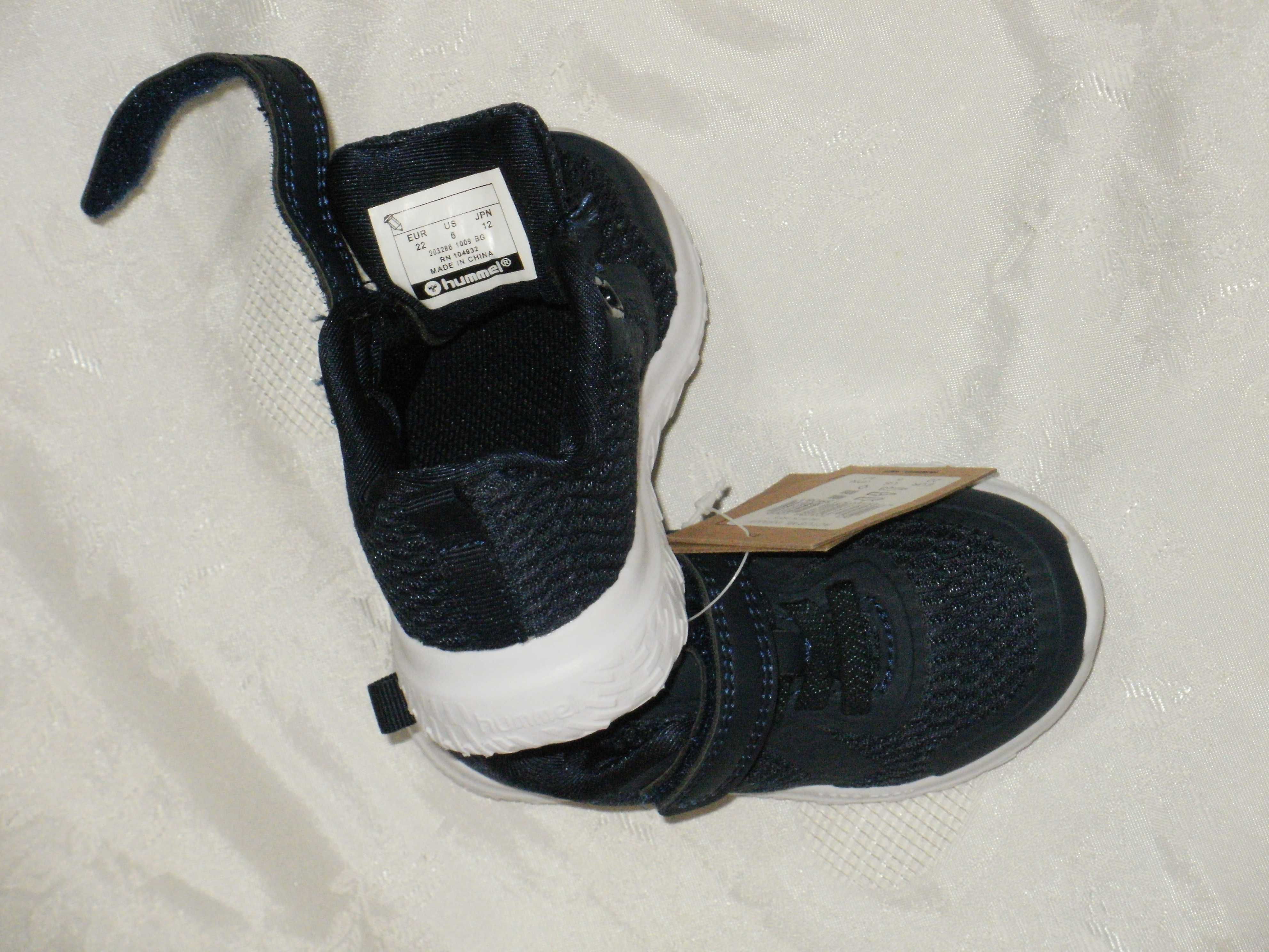 HUMMEL оригинални нови с етикет 22
