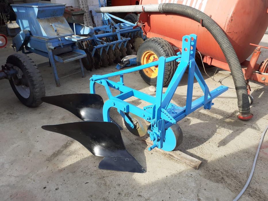 Plug cu 2 brazde disc agricol