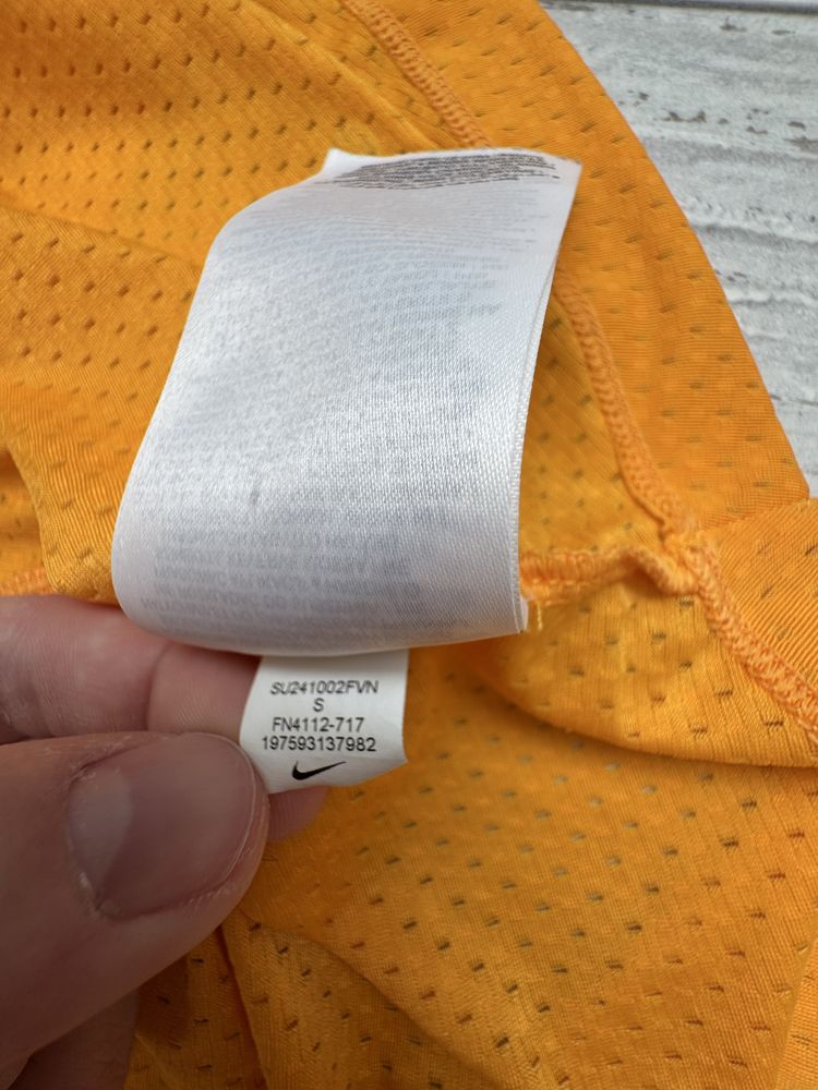 Дамско! Чисто нов дамски потник NIKE ONE CLASSIC DF BRTH TANK ЖЪЛТ