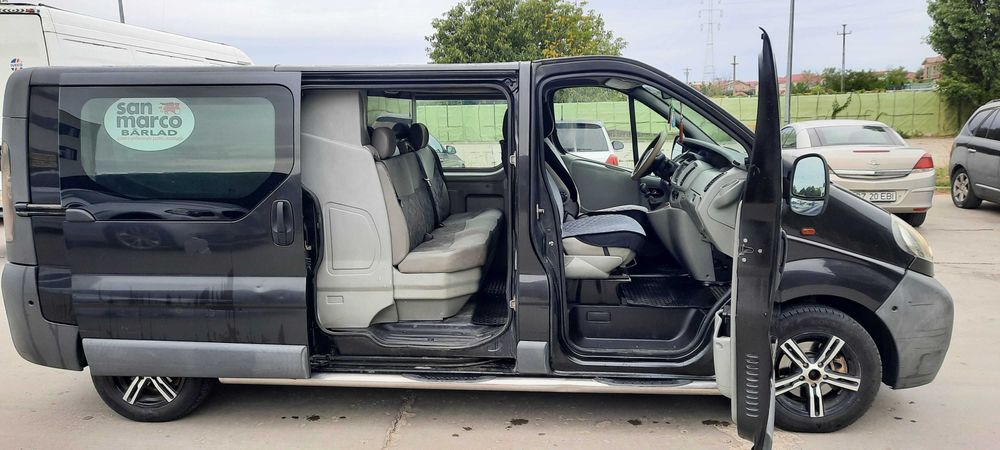 Opel Vivaro, 2,5 CDTI, 6 Locuri+ Duba ,6 Trepte , An 2006 , inm RO