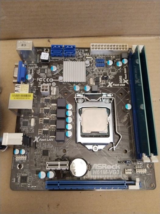 продаю ASRock H61M-VG3 + i3-3220