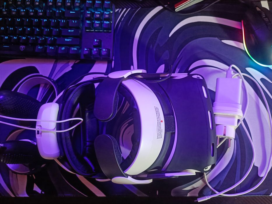 VR Meta/Oculus Quest 2 cu multe accesorii 128GB