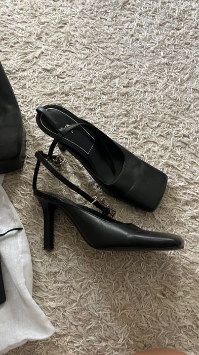 Zara сандали обувки и боти