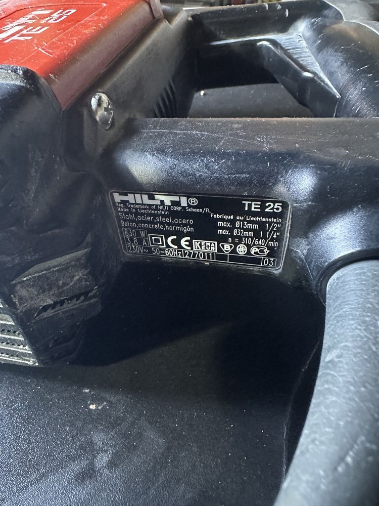 Перфоратор Hilti TE 25