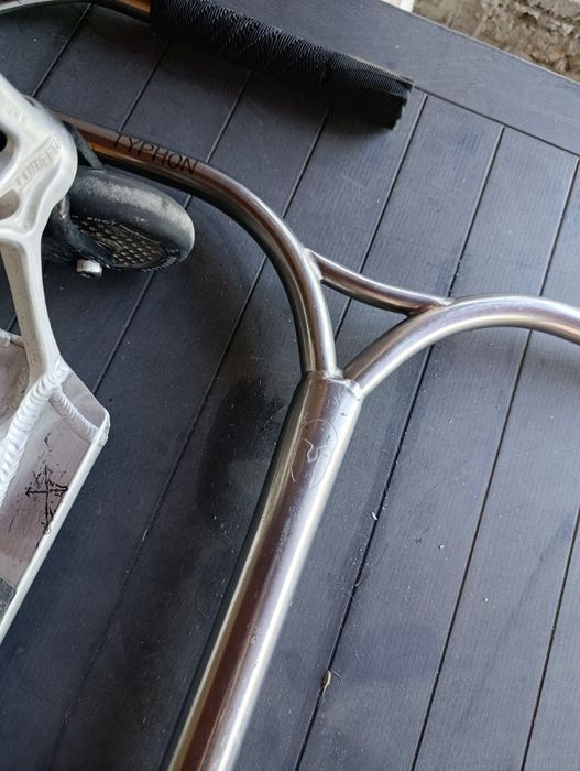 Trotineta custom hybrid