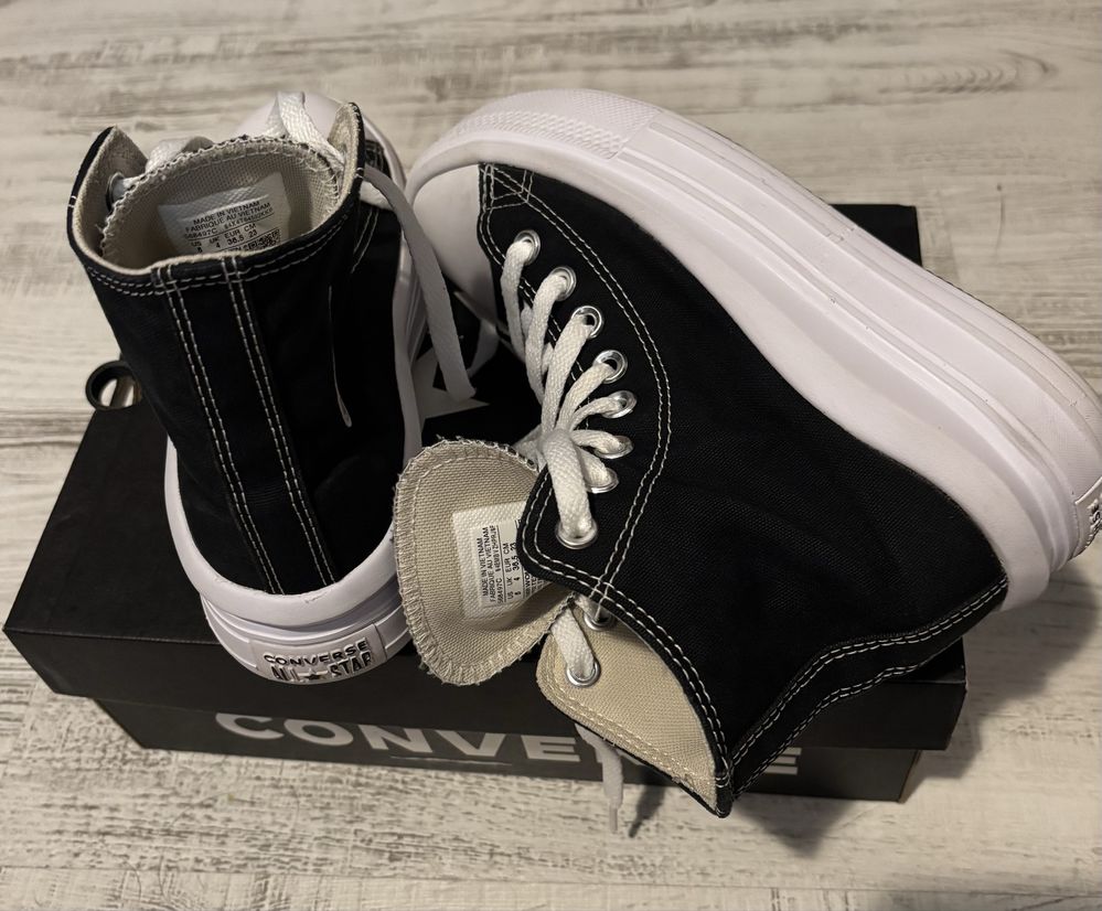 Tenisi converse cu platforma, high sneakers Chuck Taylor, 36,5
