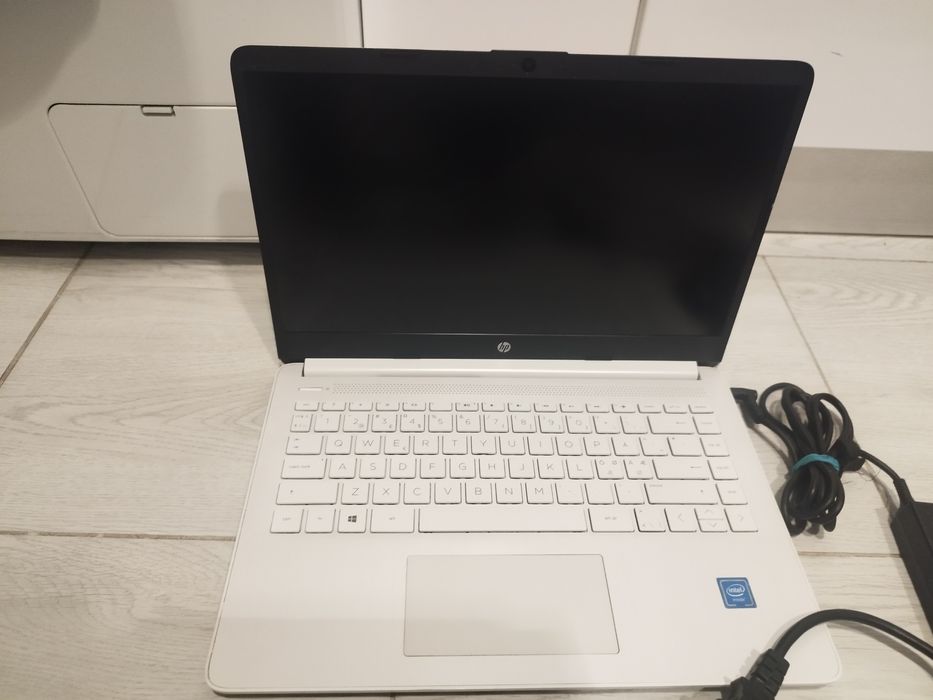 De vânzare laptop hp