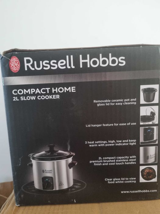 Slowcooker Russell Hobbs Design compact inox,capac sticla securizata2L