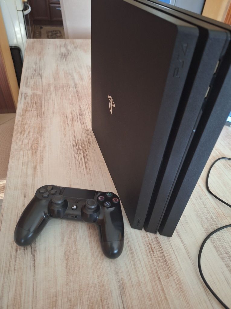 Playstation4PRO+6 игри