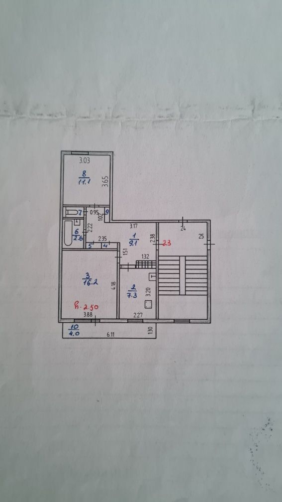 Продам 2-х комнатную квартиру в 6 мкр.