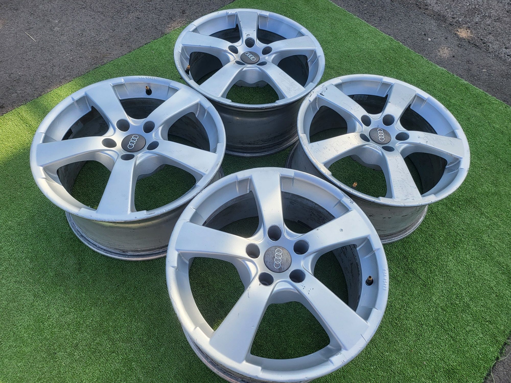 Лети джанти 17 5х112 ,ЕТ35 , 8J , Audi,VW,Seat Skoda