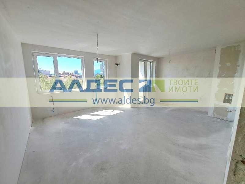 Продава се Тристаен апартамент в София, Банишора - 91 кв.м за 2341 €/кв.м - Снимка #2