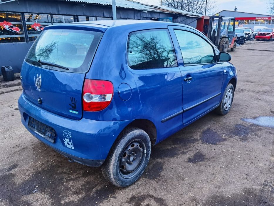 Dezmembrez Volkswagen Fox 1.2 benzina an 2006 cod motor BMD