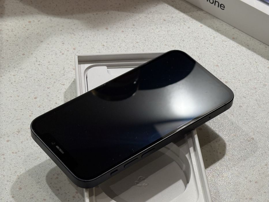 iPhone 12 Mini 256GB Black – Перфектен, 100% Батерия