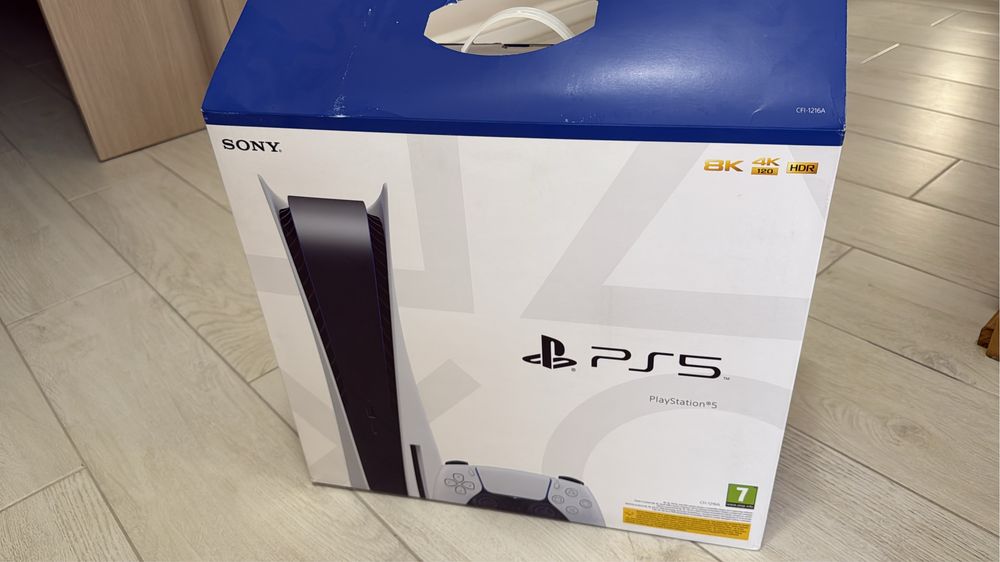 PS5 (PlayStation 5) + 2 controllere + FC24 (disc) + Cutie