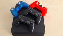 PlayStation4 slim