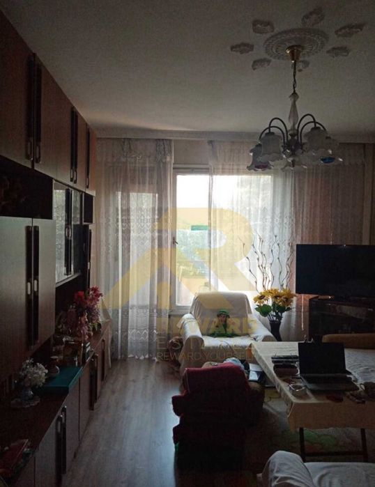 Продава се Тристаен апартамент в София, Илинден - 86 кв.м за 2175 €/кв.м - Снимка #2