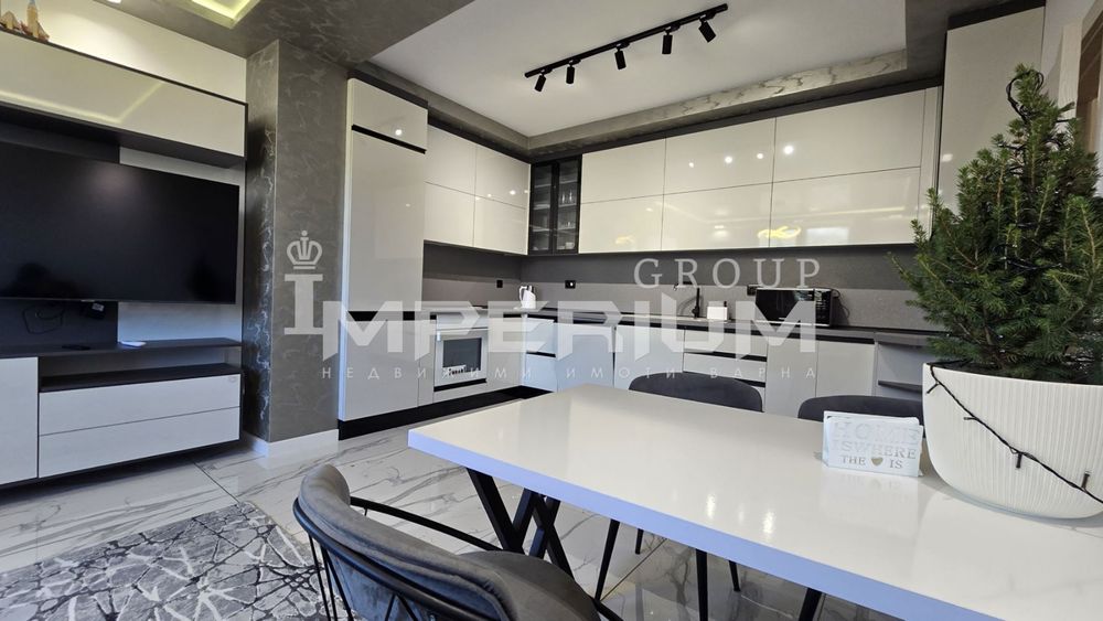 Дава се под наем Тристаен апартамент в Варна, Бриз - 92 кв.м за 1275 € - Снимка #1