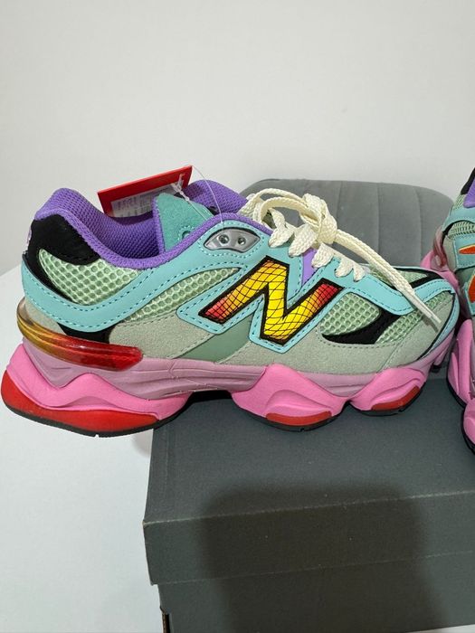 New Balance 9060 mărimea 37