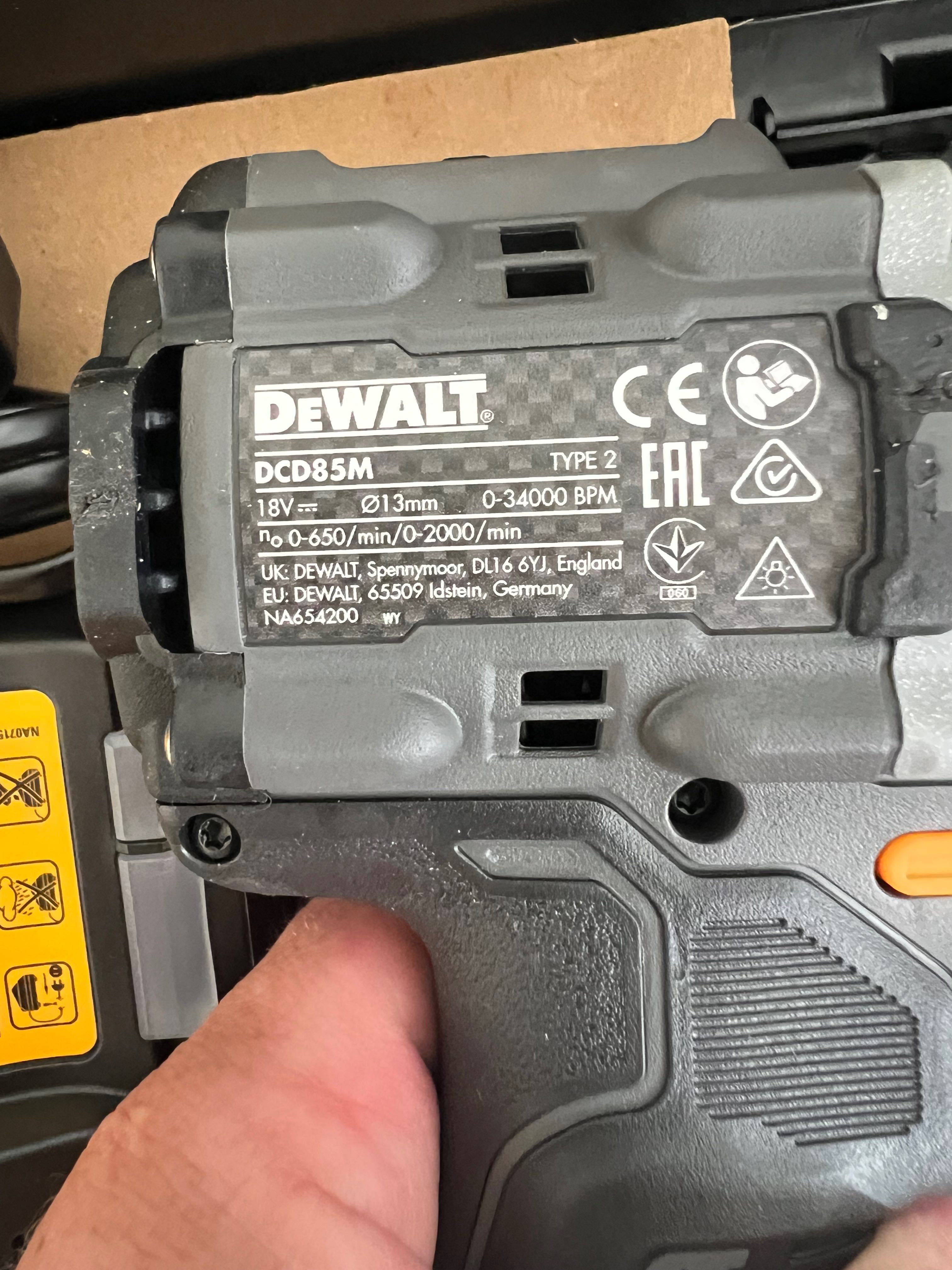 Винтоверт DeWALT DCD85ME2GT McLaren F1 Team 18V