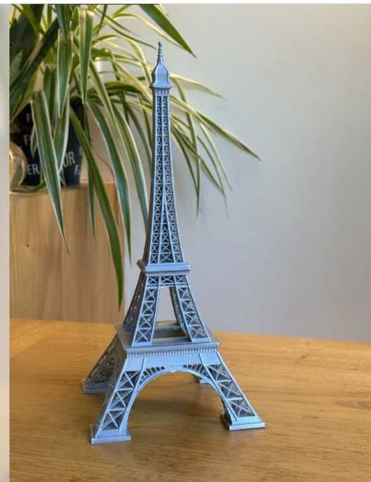 Tarixiy Binolarni modelini 3D printerda chiqarib beramiz