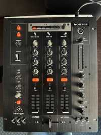 Behringer NOX 303 - DJ mixer 3 canale cu interfata USB si 12 efecte