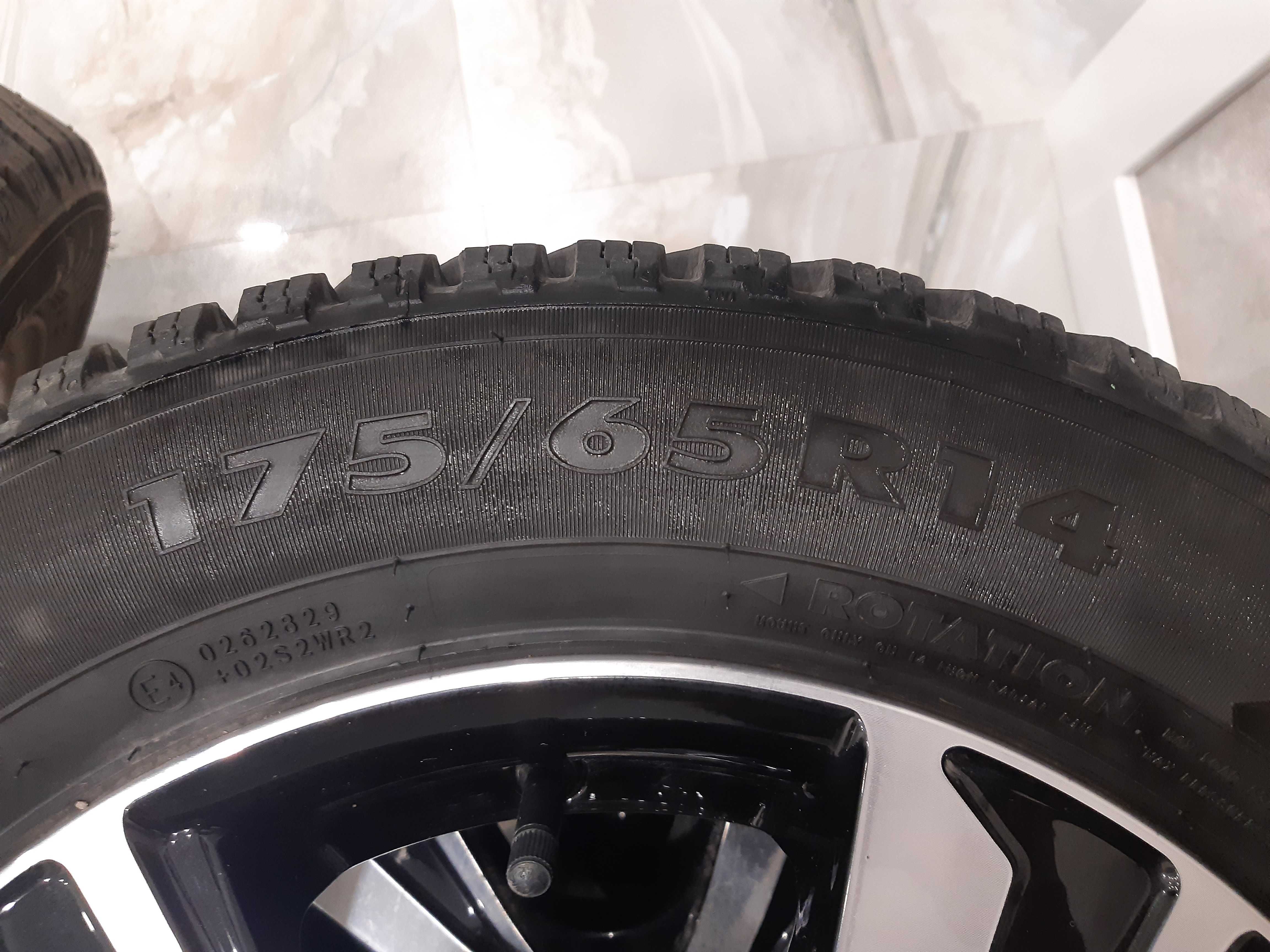 Зимние шины Nokian Nordman 8 (175/65 R14)