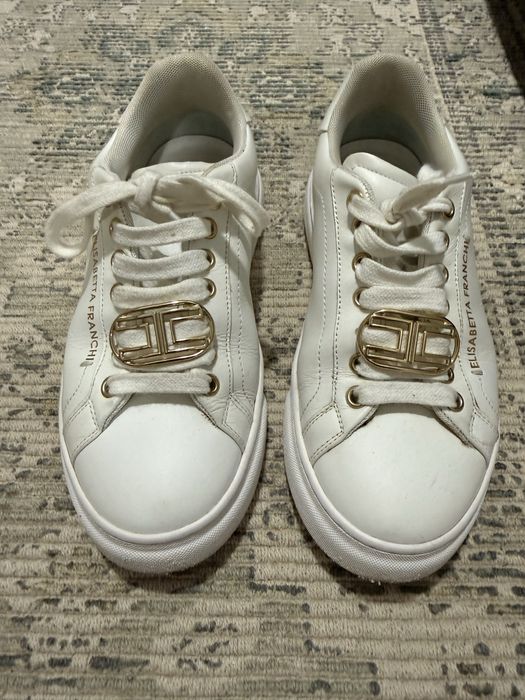 Elisabetta frsnchi кецове