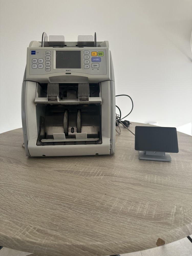 Hope Amanet P10/Masina de numarat si verificat bani Glory USF-51E2