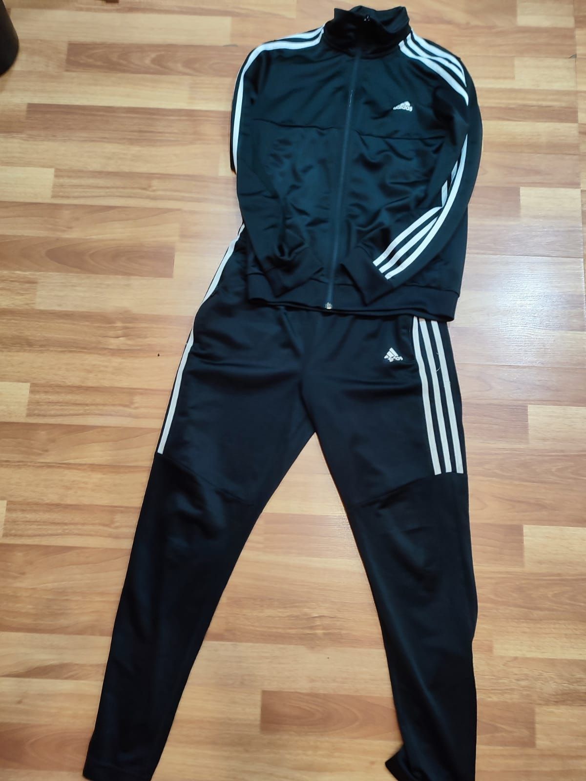 Trening Adidas copii mărimea m