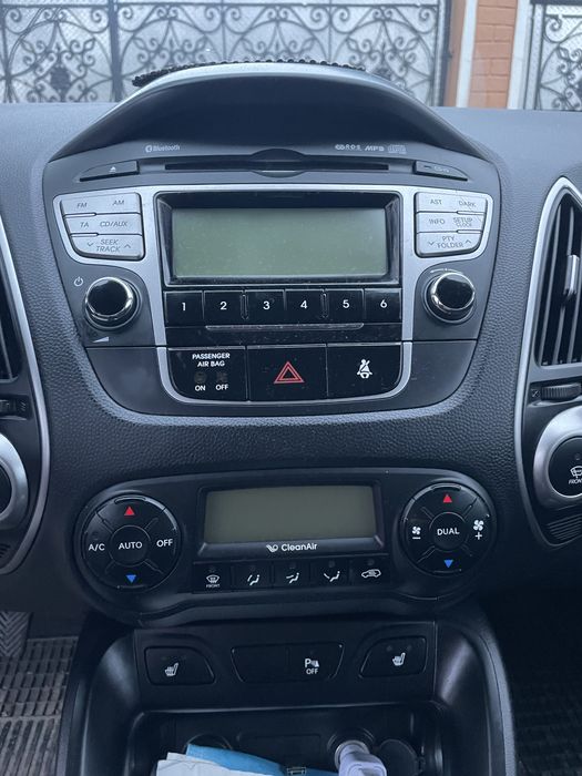 Hyundai Ix35~An 2010~4x4~2.0 Diesel 140 cai