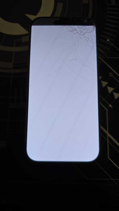 Iphone 17 Pro / 1 TB  / Display Spart * Krom Amanet Margeanului *