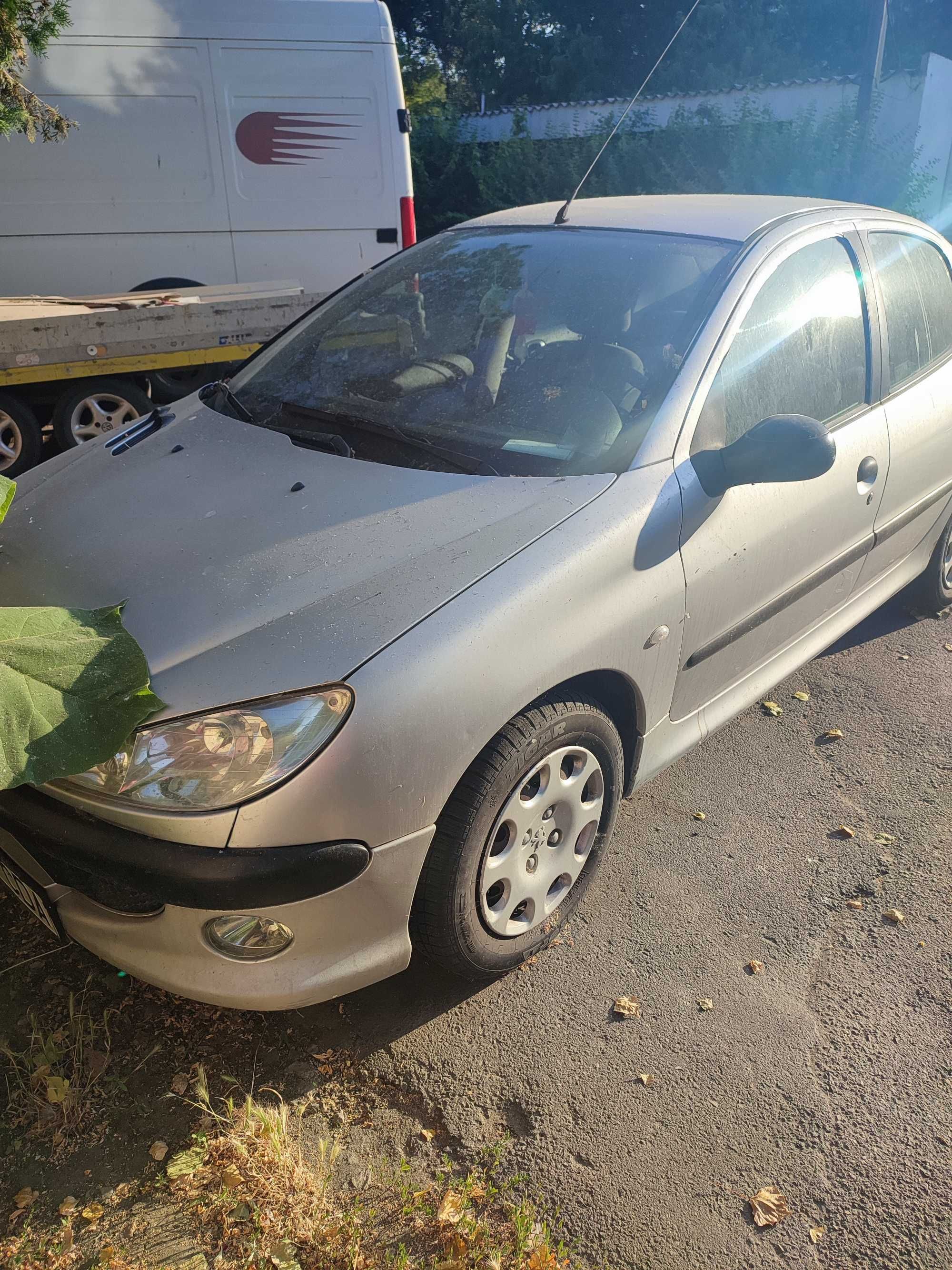 Peugeot 206 , 1. 4 benzină, 2007
