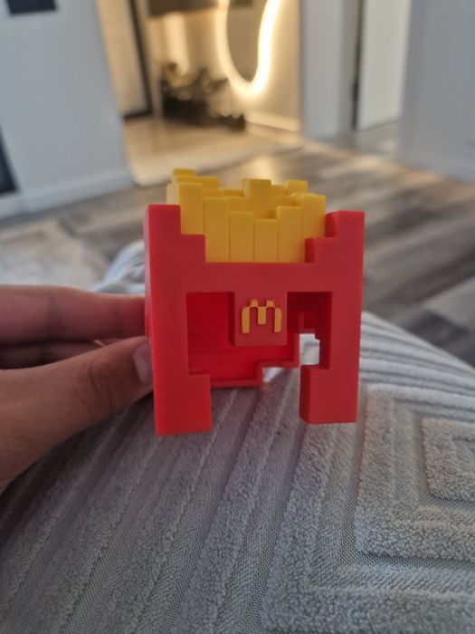 Игрушка McDonald's x Minecraft