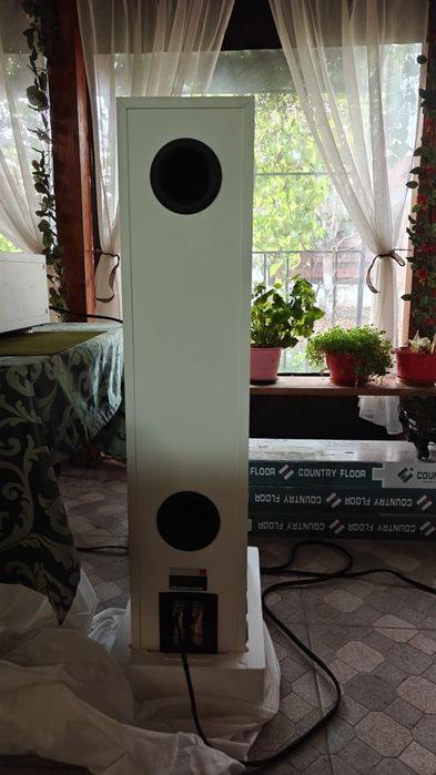 DALI OPTICON 8/ noi impecabile