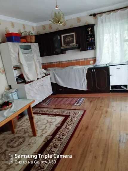 Продаются 2 дома в кибрае, 19 соток. Qibrayda 19 sot 2 ta uy sotiladi.