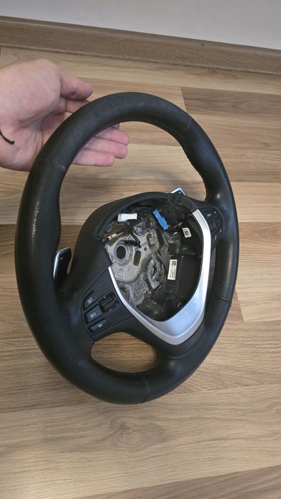 Volan BMW F30 Padele