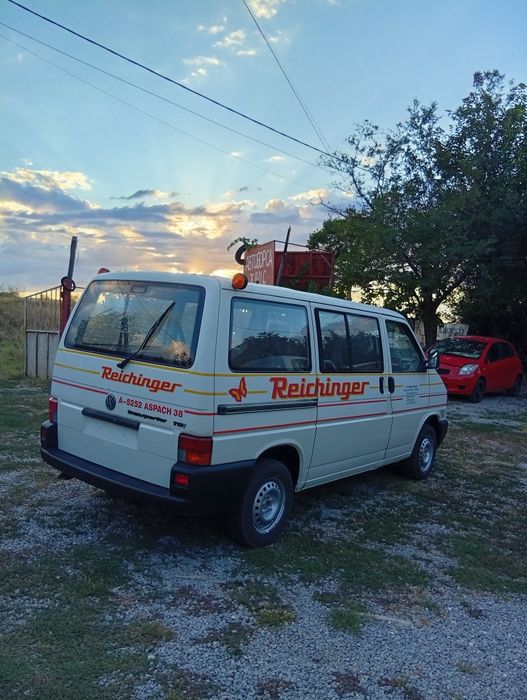 Микробус Фолцваген Транспортер