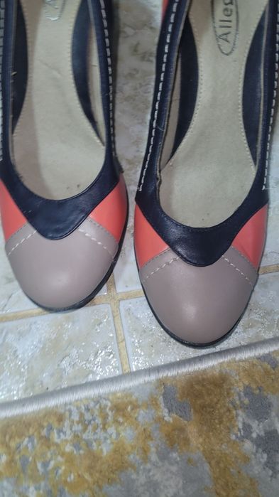 Lot pantofi piele dama marime 36