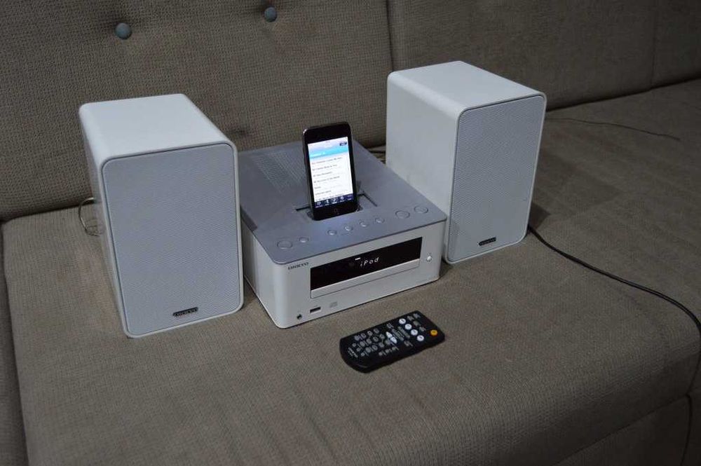 Mini audio sistem Onkyo CS-245 CD, radio, ipod dock