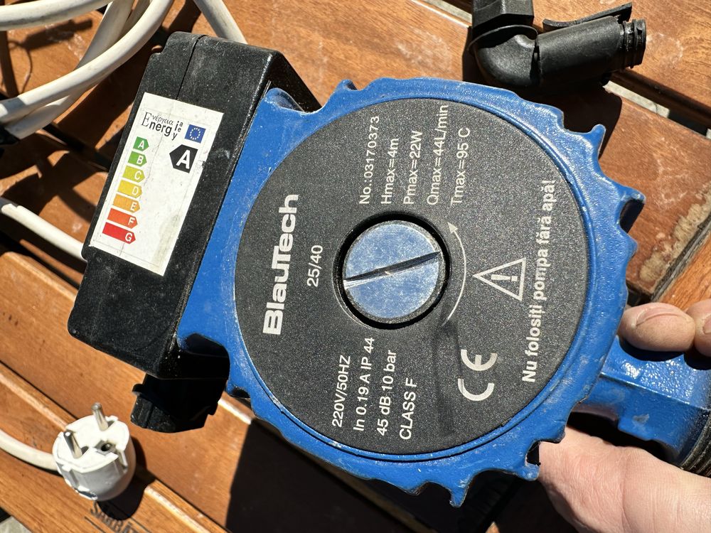 Vand vand pompe distribuitor si termostat